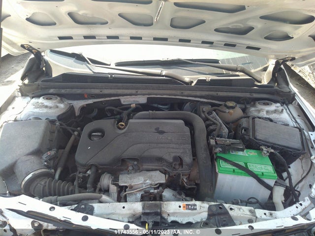 Chevrolet MALIBU LT 2018 1G1ZD5ST6JF235803 Image 10