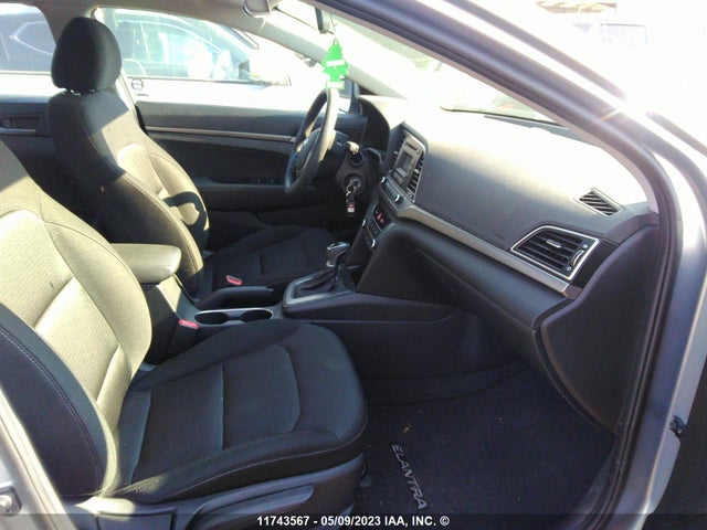 Hyundai Elantra Le 2017 5NPD74LF0HH158583 Image 6