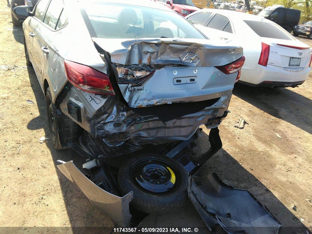 Hyundai Elantra Le 2017 5NPD74LF0HH158583 Image 7