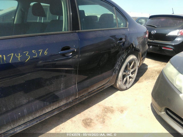3VW2K7AJ4EM412572 Volkswagen JETTA