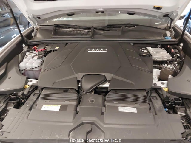 WA1DVBF16ND006393 Audi Q8 Progressiv