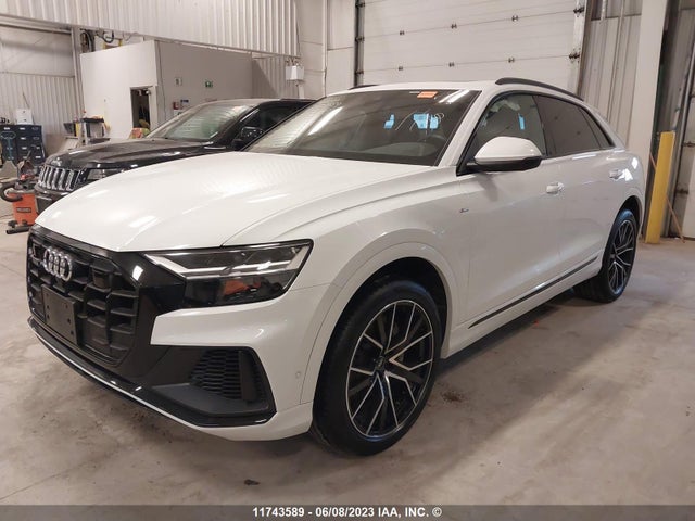 WA1DVBF16ND006393 Audi Q8 Progressiv