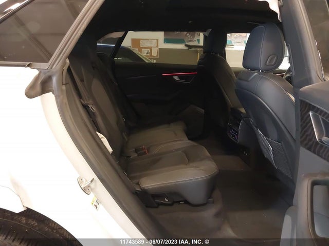 WA1DVBF16ND006393 Audi Q8 Progressiv