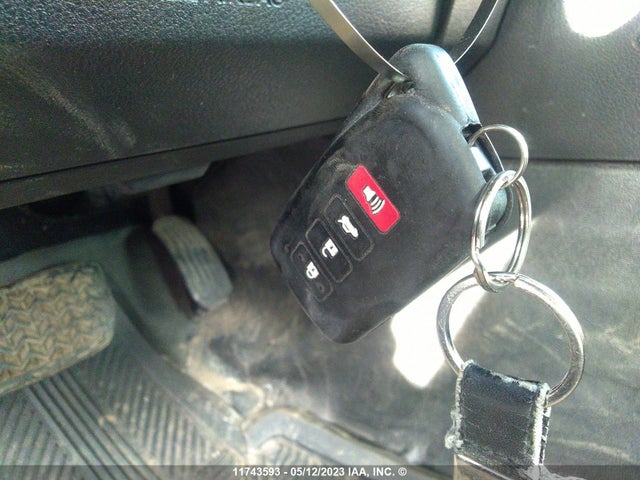 JTHBW1GGXE2043724 Lexus ES 300H