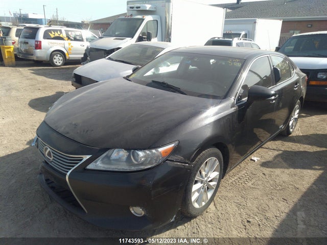 JTHBW1GGXE2043724 Lexus ES 300H