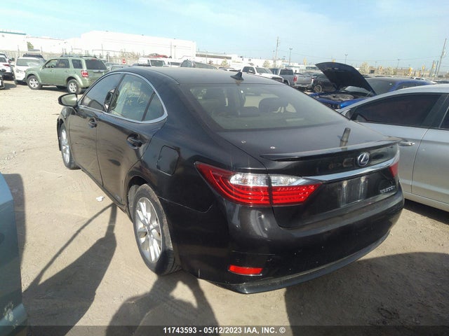 JTHBW1GGXE2043724 Lexus ES 300H