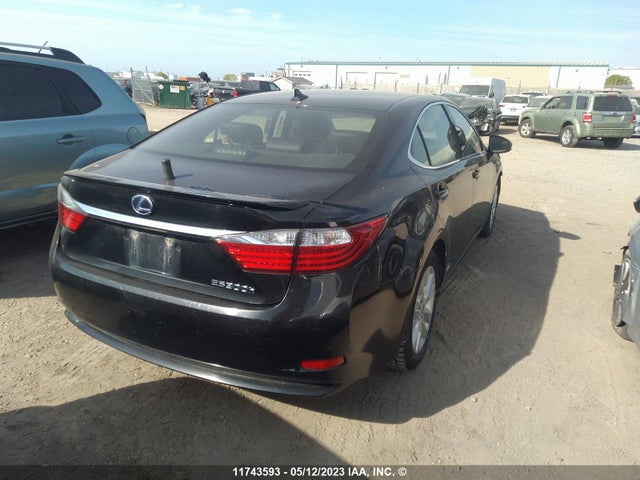 JTHBW1GGXE2043724 Lexus ES 300H