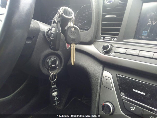 Hyundai ELANTRA GL 2018 KMHD84LF2JU678627 Image 3