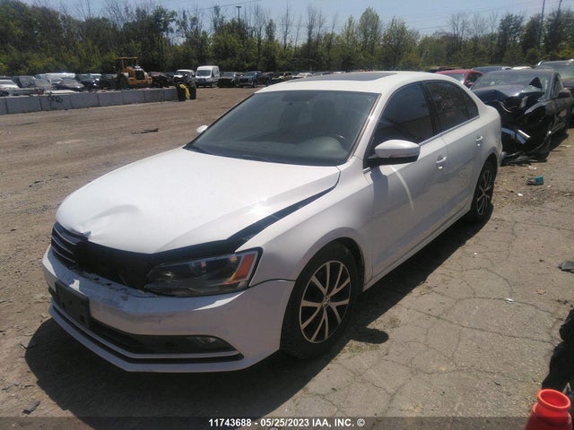 3VWDA7AJ4FM217424 Volkswagen Jetta Sedan Comfortline