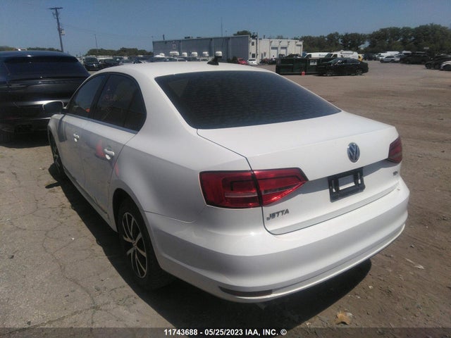 3VWDA7AJ4FM217424 Volkswagen Jetta Sedan Comfortline