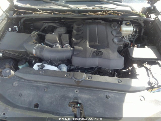 Toyota 4RUNNER SR5 2017 JTEBU5JRXH5465936 Image 11