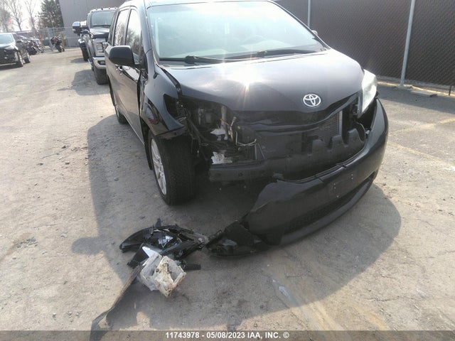 Toyota SIENNA LE 2014 5TDJK3DC3ES087725 Image 8