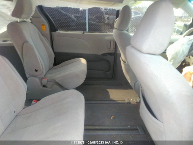 Toyota SIENNA LE 2014 5TDJK3DC3ES087725 Image 10