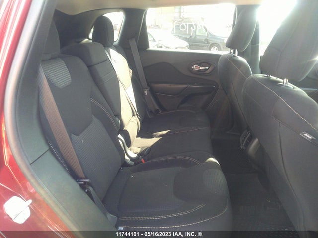 1C4PJMCSXGW266164 Jeep Cherokee North