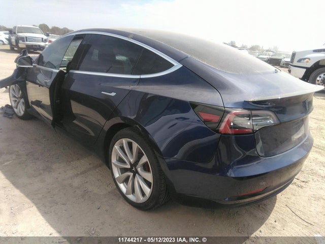 Tesla Model 3 Long Range 2018 5YJ3E1EB6JF107541 Image 3