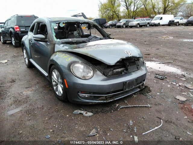 3VWJ07AT0FM610408 auction archive image