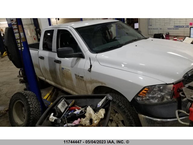 2018 1C6RR7FG0JS329255 main image