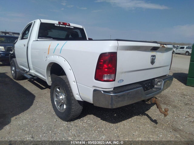 RAM 2500 St 2014 3C6LR5AT2EG130915 Image 4