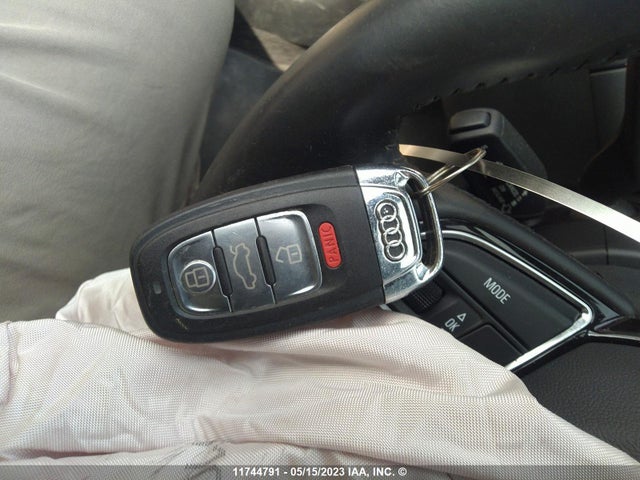WAUKFCFL9EN019017 Audi A4 Prestige