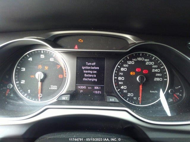 WAUKFCFL9EN019017 Audi A4 Prestige