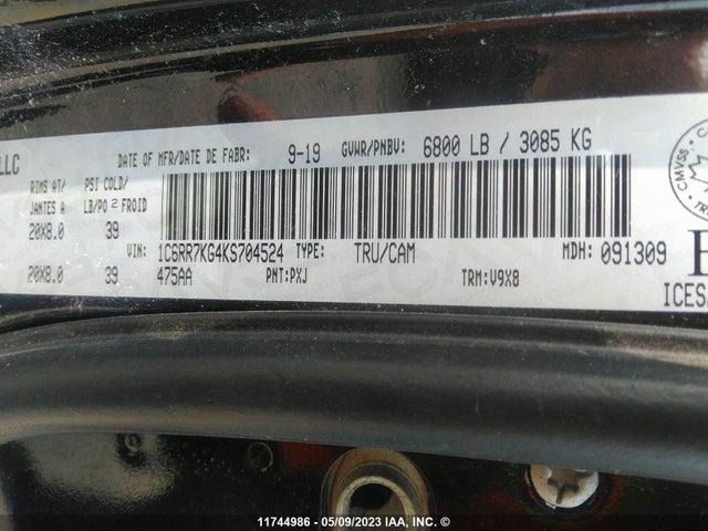 1C6RR7KG4KS704524 RAM 1500 Classic Tradesman