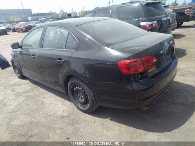 3VWDK7AJ3EM401149 Volkswagen JETTA SE