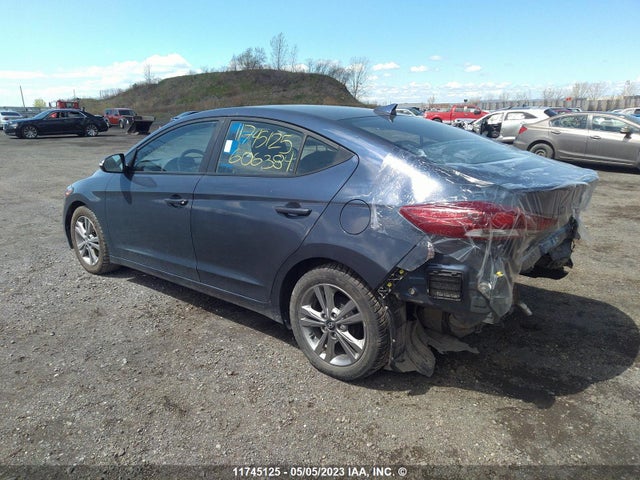 Hyundai ELANTRA GL 2018 KMHD84LF5JU606384 Image 3