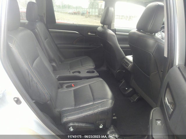 Toyota Highlander Limited 2019 5TDDZRFH9KS925529 Image 9