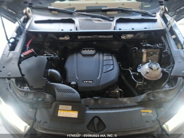 WA1FNAFY5K2069427 Audi Q5 Technik S-line