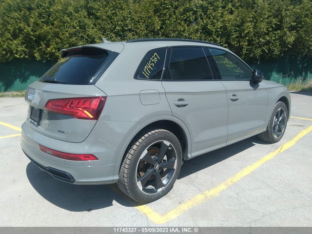 WA1FNAFY5K2069427 Audi Q5 Technik S-line