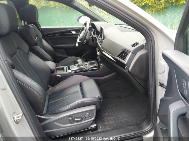 WA1FNAFY5K2069427 Audi Q5 Technik S-line