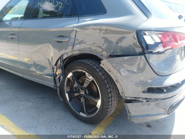 WA1FNAFY5K2069427 Audi Q5 Technik S-line