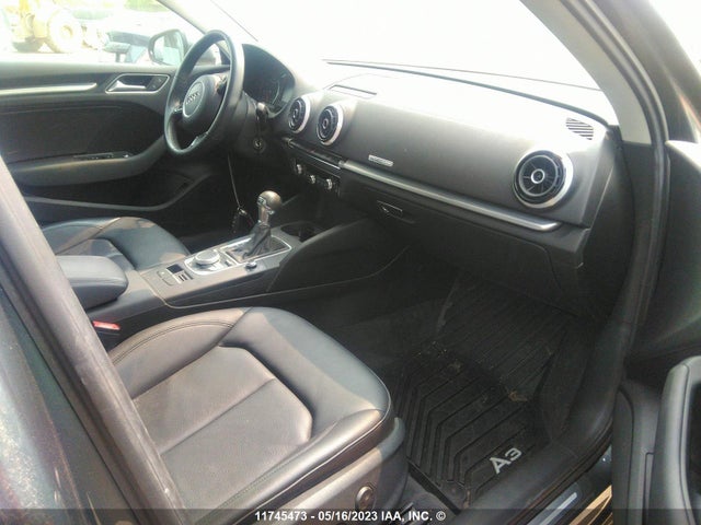 WAUE8GFF0G1083983 Audi A3