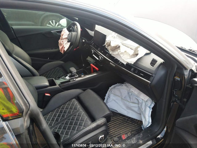 WAUB4CF58NA014180 Audi S5 Prestige
