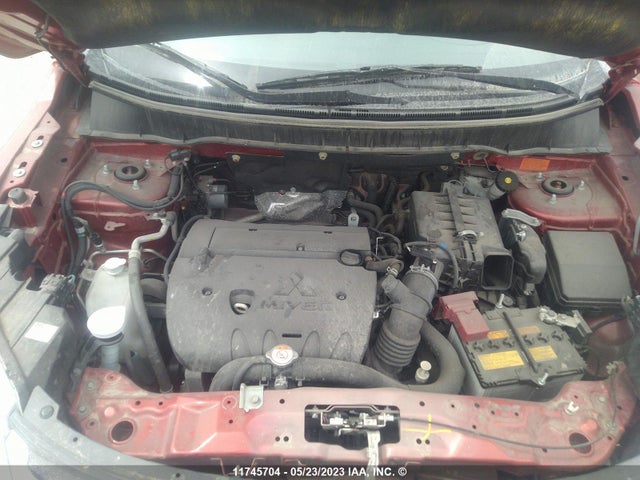 JA4AJUAU8MU601305 Mitsubishi RVR ES