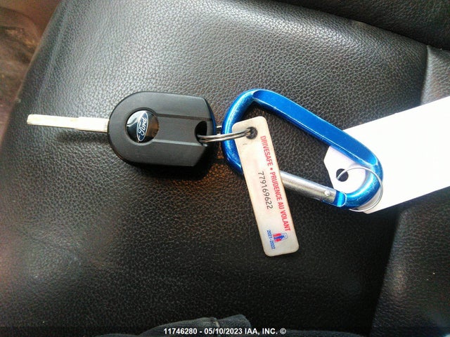 Ford ESCAPE SE 2015 1FMCU9G93FUC71383 Image 3