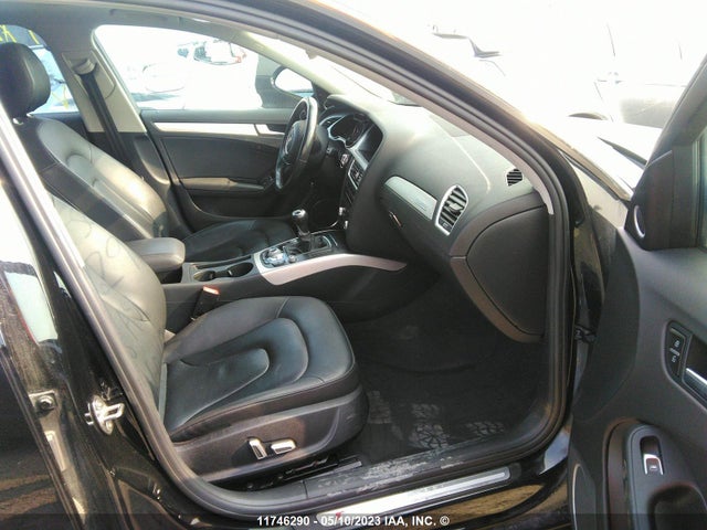 WAUMFCFL8GN011468 Audi A4 Technik Plus