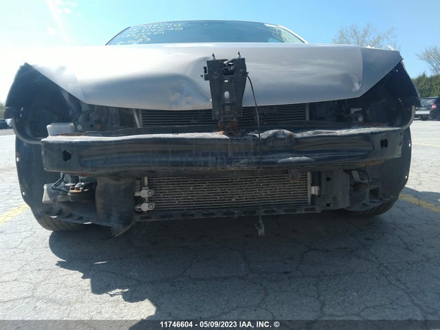 1VWAS7A33FC119570 Volkswagen PASSAT S