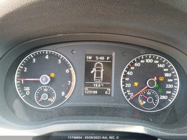 1VWAS7A33FC119570 Volkswagen PASSAT S