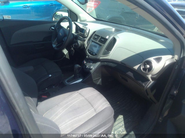 Chevrolet SONIC LT 2015 1G1JC6SH9F4193437 Image 5