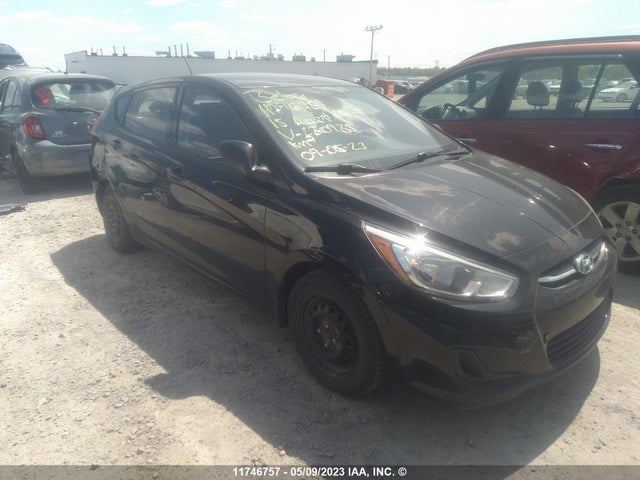 11746757 :رقم المزاد ، KMHCT5AE7FU230935 vin ، 2015 Hyundai Accent Gs مزاد بيع