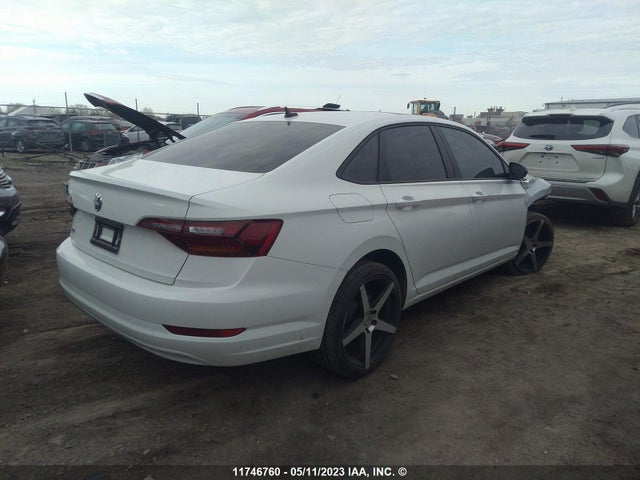 3VWE57BU8KM271868 Volkswagen JETTA SEL