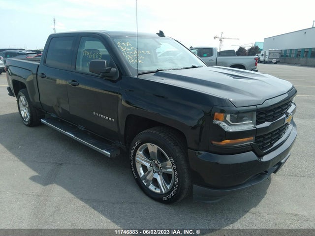 Chevrolet Silverado 1500 Custom 2018 3GCUKPEC3JG131766 Image 1