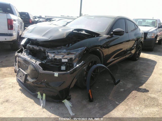 3FMTK3SU4NMA17392 Ford Mustang Mach-e Premium