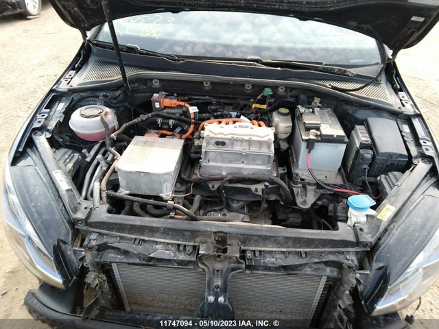 WVWPR7AU5LW901798 Volkswagen E-golf Comfortline