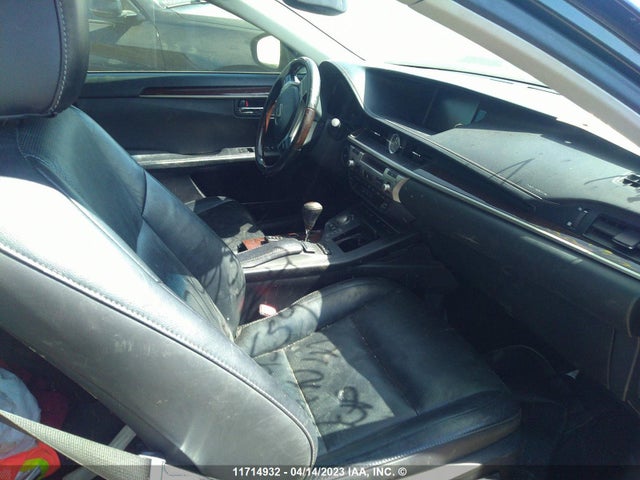 JTHBW1GG5E2042559 Lexus ES 300H