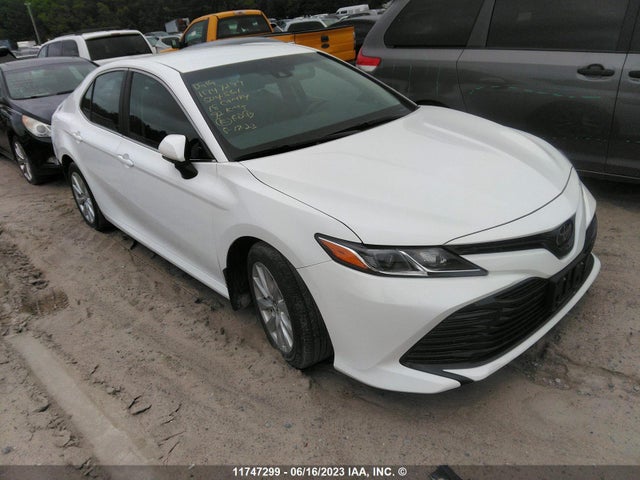Toyota Camry Le/se/xle 2018 4T1B11HK6JU504561 головне зображення