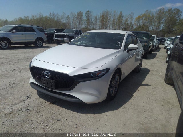 Mazda MAZDA3 2019 JM1BPAK70K1127378 Image 2