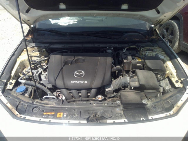Mazda MAZDA3 2019 JM1BPAK70K1127378 Image 10