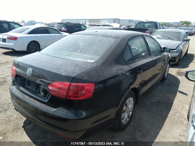3VW2K7AJ2EM427877 Volkswagen JETTA S